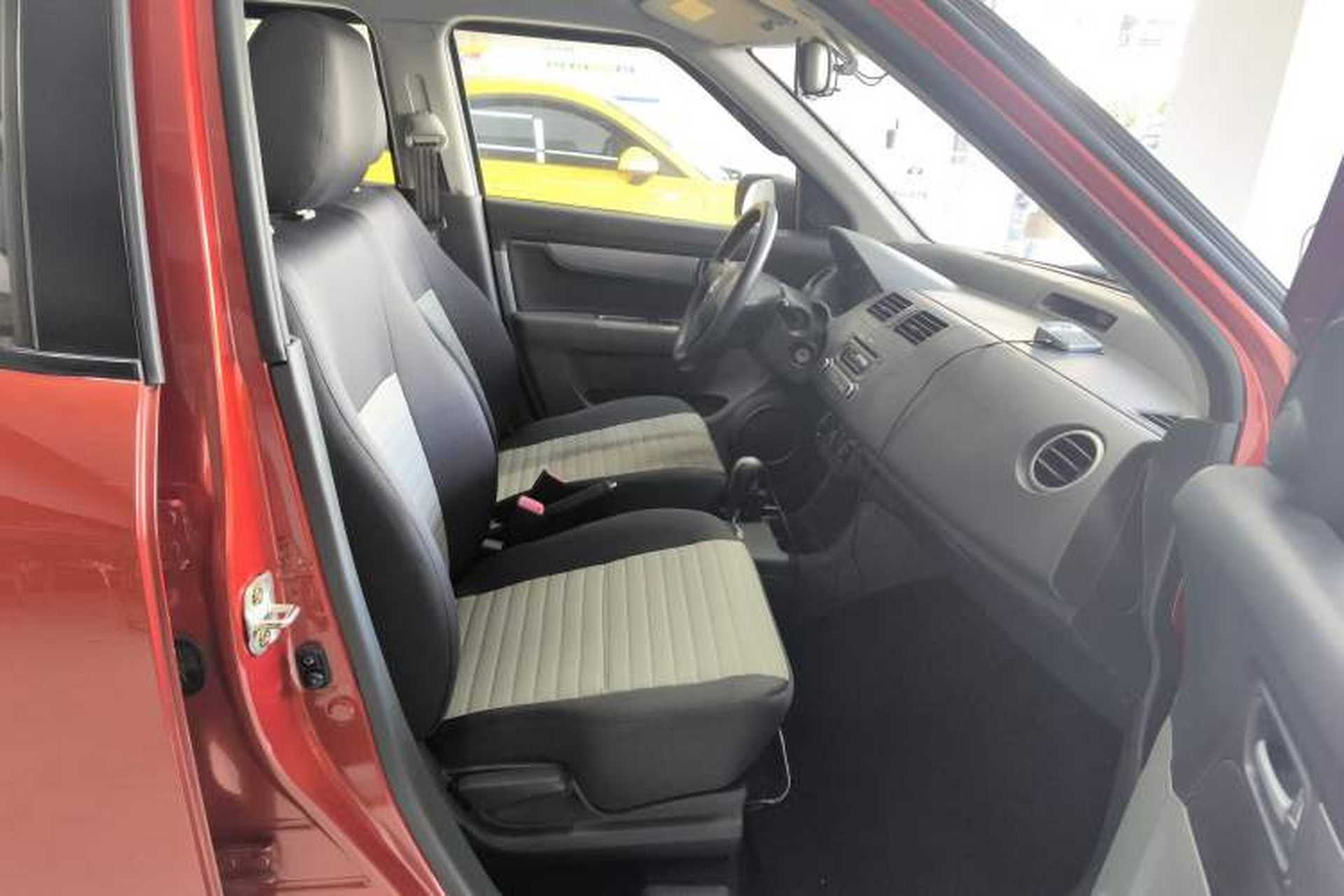 Used Suzuki Swift 2014 1.5L Automatic Fashion Edition Right Front Seat