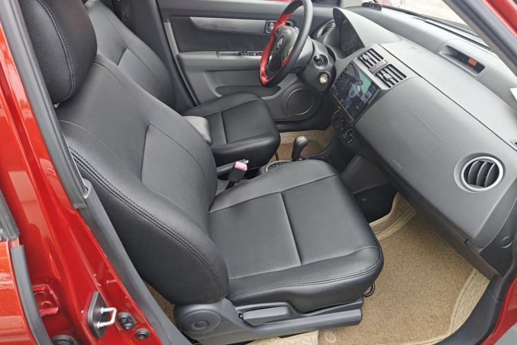 Used Suzuki Swift 2014 1.5L Automatic Fashion Edition Right Front Seat