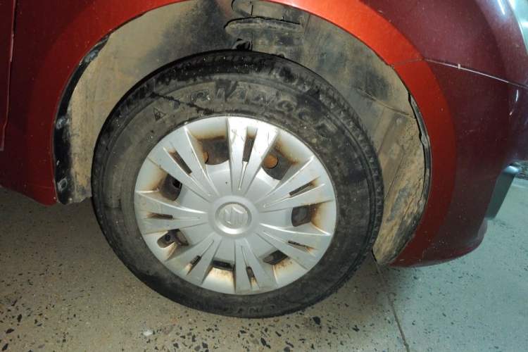 Used Suzuki Swift 2014 1.3L Manual Standard Edition Right Front Wheel Hub