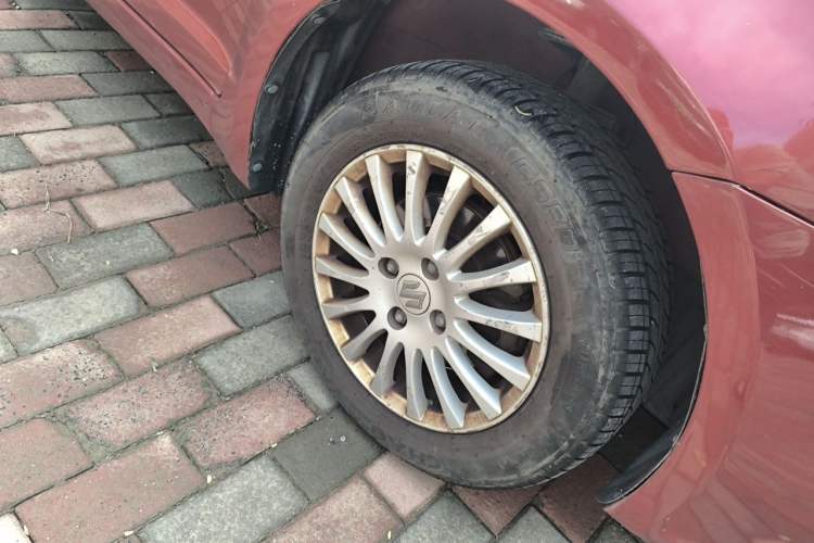 Used Suzuki Swift 2014 1.3L Manual Standard Edition Right Front Wheel Hub