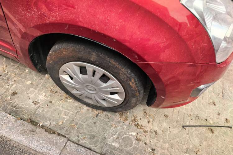 Used Suzuki Swift 2014 1.3L Manual Standard Edition Right Front Wheel Hub