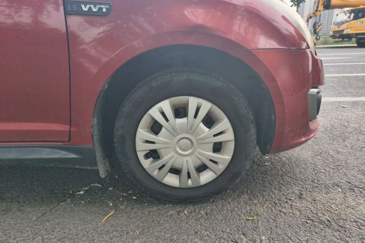 Used Suzuki Swift 2014 1.5L Manual Fashion Edition Right Front Wheel Hub