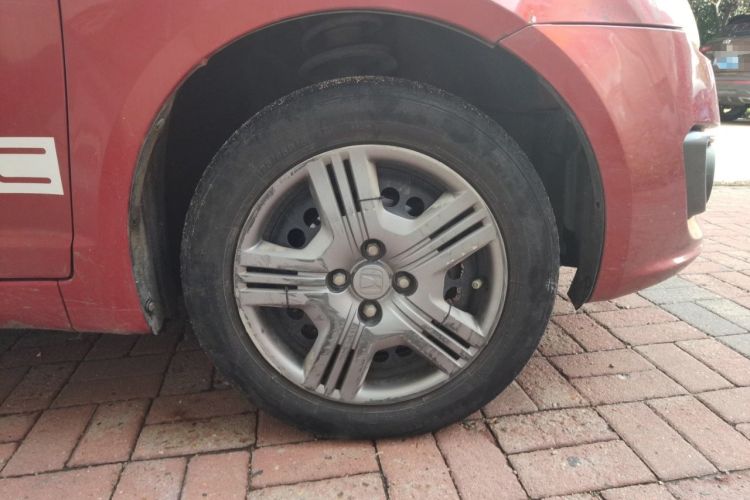 Used Suzuki Swift 2014 1.3L Manual Standard Edition Right Front Wheel Hub