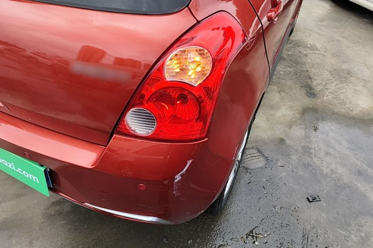 Used Suzuki Swift 2014 1.5L Automatic Fashion Edition Right Rear Taillight