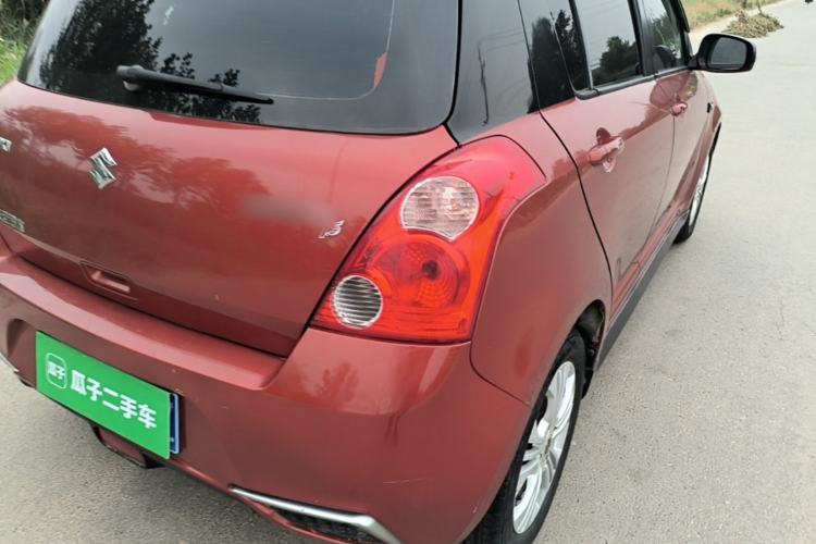 Used Suzuki Swift 2014 1.5L Automatic Fashion Edition Right Rear Taillight