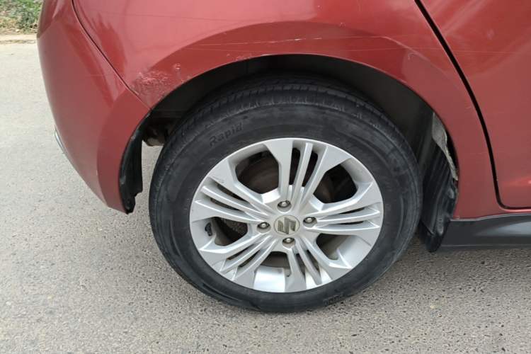 Used Suzuki Swift 2014 1.5L Automatic Fashion Edition Right Rear Wheel Hub