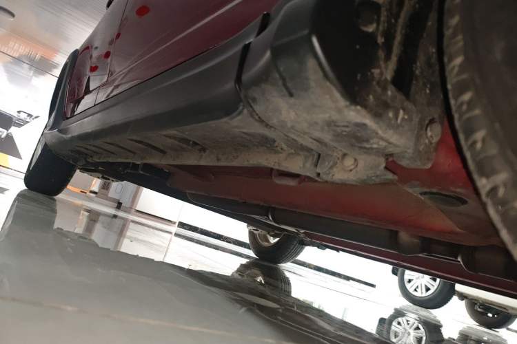 Used Suzuki Swift 2014 1.3L Manual Standard Edition Right Side Sill