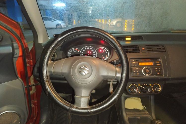 Used Suzuki Swift 2014 1.3L Manual Standard Edition Steering Wheel