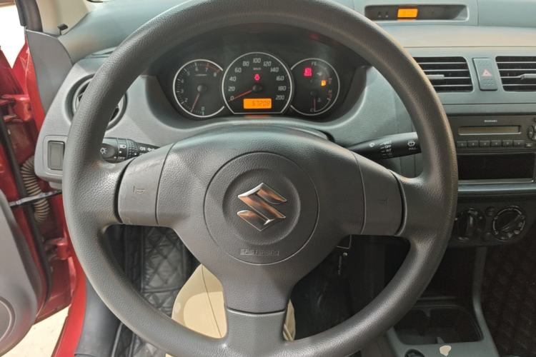 Used Suzuki Swift 2014 1.3L Manual Standard Edition Steering Wheel