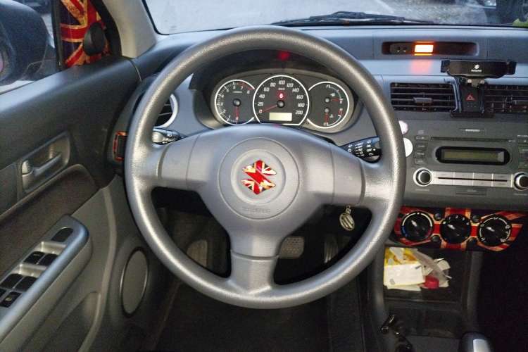 Used Suzuki Swift 2014 1.5L Automatic Fashion Edition Steering Wheel