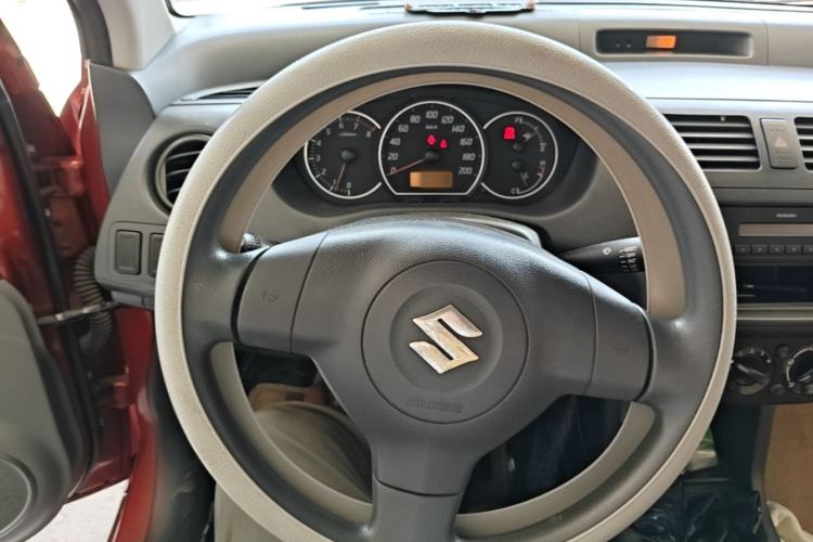 Used Suzuki Swift 2014 1.3L Manual Standard Edition Steering Wheel