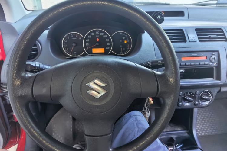 Used Suzuki Swift 2014 1.3L Manual Standard Edition Steering Wheel