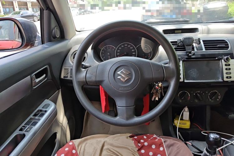 Used Suzuki Swift 2014 1.3L Manual Standard Edition Steering Wheel