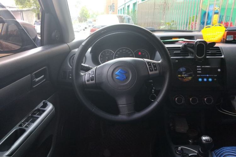 Used Suzuki Swift 2014 1.3L Manual Standard Edition Steering Wheel
