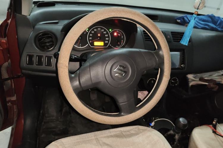 Used Suzuki Swift 2014 1.3L Manual Standard Edition Steering Wheel