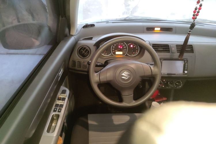 Used Suzuki Swift 2014 1.3L Manual Standard Edition Steering Wheel