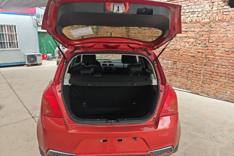 Used Suzuki Swift 2014 1.3L Manual Standard Edition Trunk
