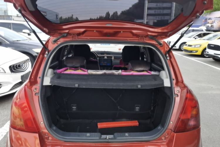Used Suzuki Swift 2014 1.3L Manual Standard Edition Trunk