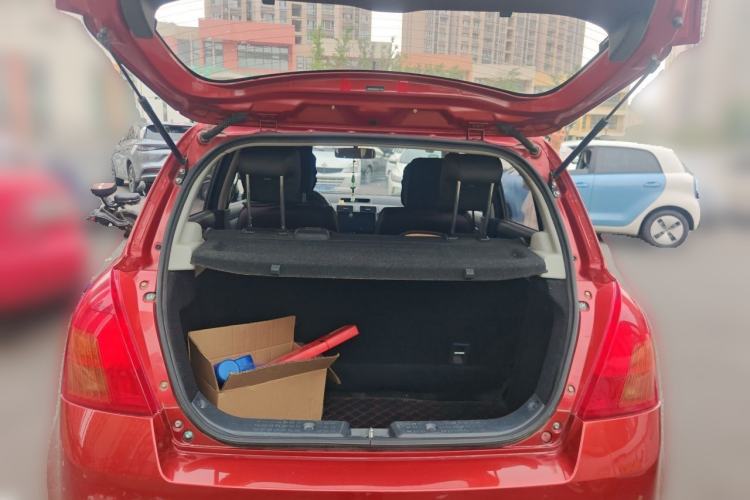 Used Suzuki Swift 2014 1.3L Manual Standard Edition Trunk