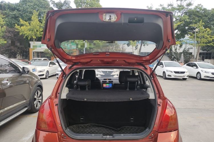 Used Suzuki Swift 2014 1.3L Manual Standard Edition Trunk