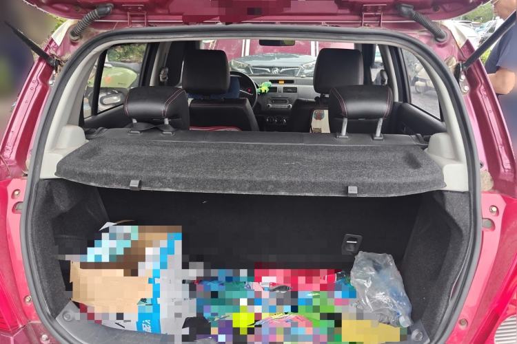 Used Suzuki Swift 2014 1.5L Automatic Fashion Edition Trunk