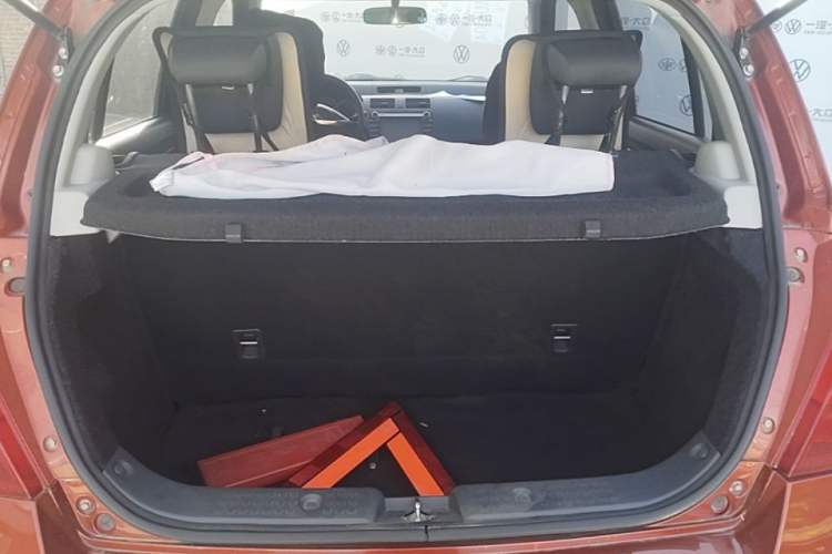 Used Suzuki Swift 2014 1.3L Manual Standard Edition Trunk