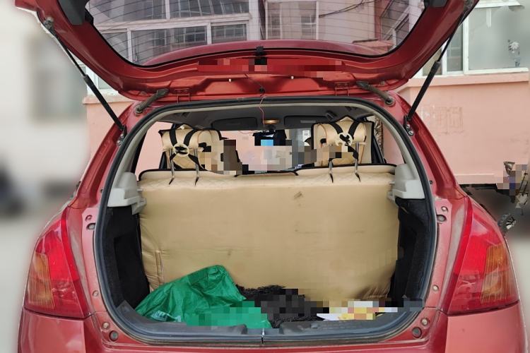 Used Suzuki Swift 2014 1.3L Manual Standard Edition Trunk