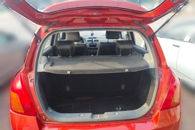 Used Suzuki Swift 2014 1.3L Manual Standard Edition Trunk