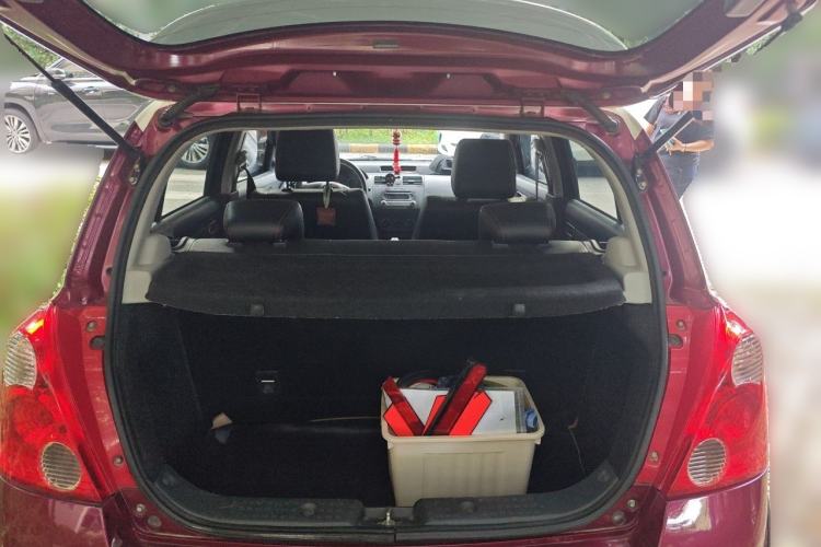 Used Suzuki Swift 2014 1.5L Automatic Fashion Edition Trunk