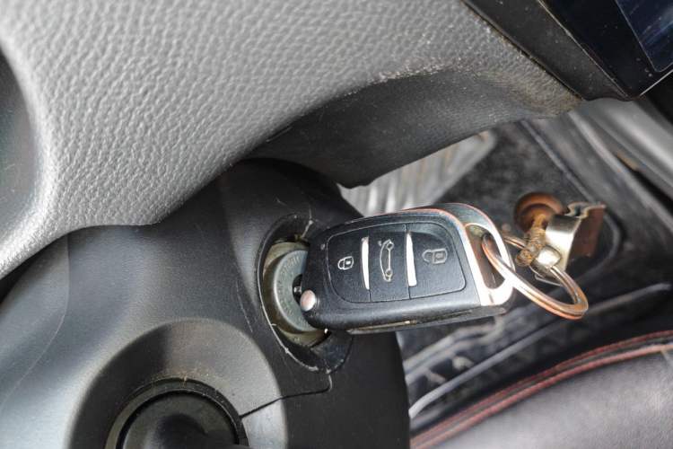 Used Suzuki Swift 2014 1.3L Manual Standard Edition Vehicle Key