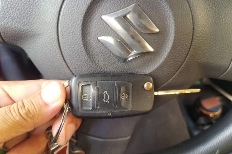 Used Suzuki Swift 2014 1.5L Automatic Fashion Edition Vehicle Key