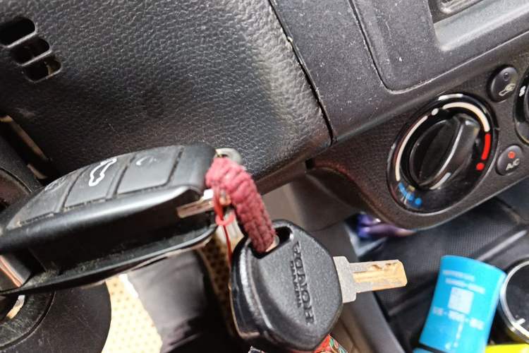 Used Suzuki Swift 2014 1.3L Manual Standard Edition Vehicle Key