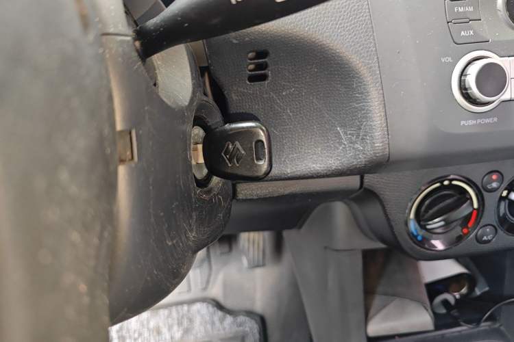 Used Suzuki Swift 2014 1.5L Automatic Fashion Edition Vehicle Key
