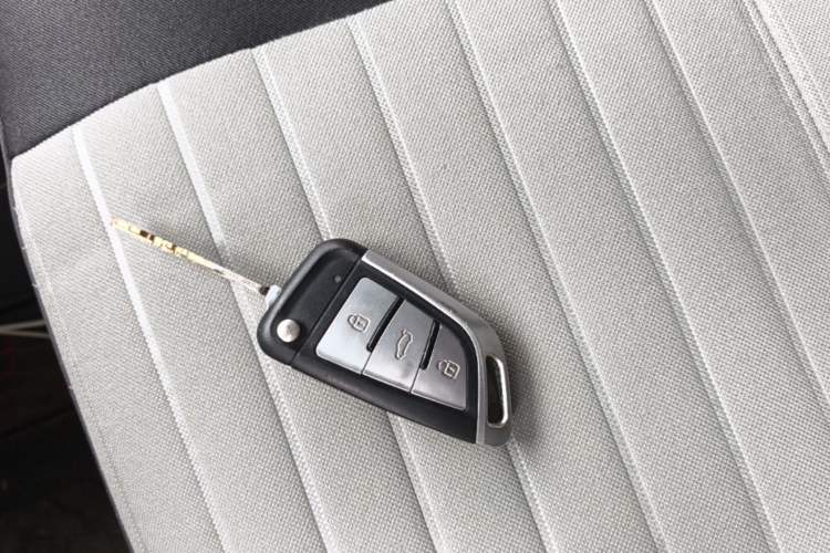 Used Suzuki Swift 2014 1.5L Automatic Fashion Edition Vehicle Key