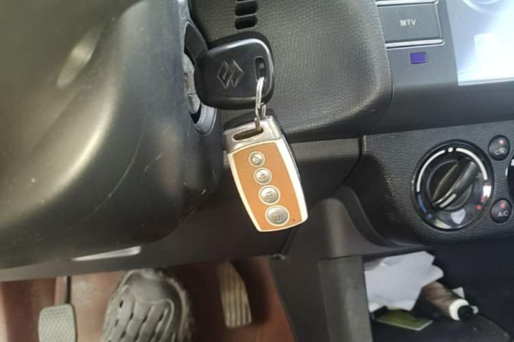 Used Suzuki Swift 2014 1.3L Manual Standard Edition Vehicle Key