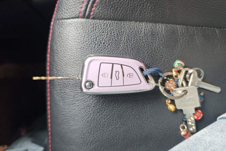 Used Suzuki Swift 2014 1.5L Automatic Fashion Edition Vehicle Key