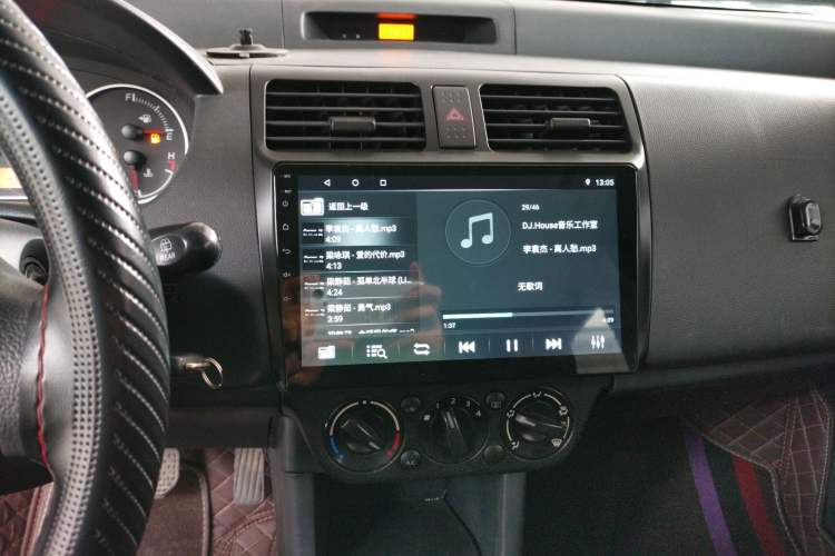 Used Suzuki Swift 2014 1.5L Automatic Fashion Edition Audio And AC Panel