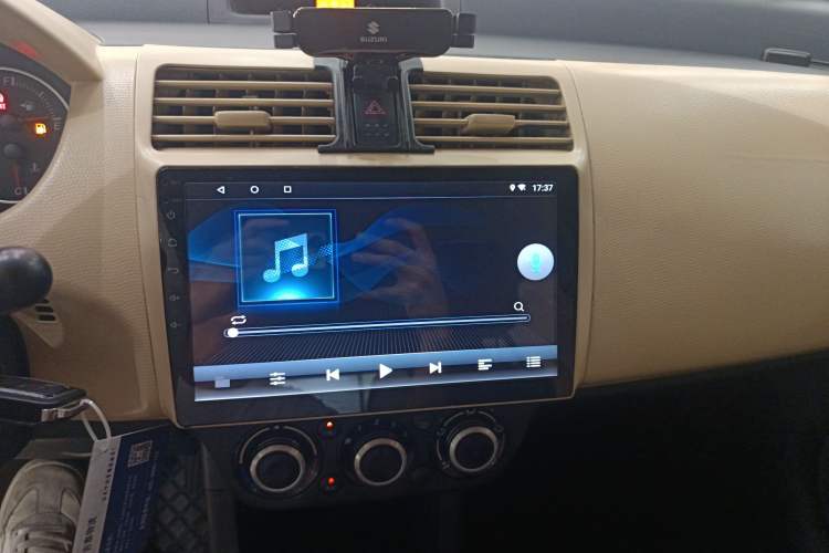 Used Suzuki Swift 2014 1.5L Automatic Fashion Edition Audio And AC Panel
