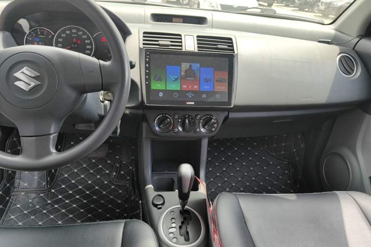 Used Suzuki Swift 2014 1.5L Automatic Fashion Edition Audio And AC Panel