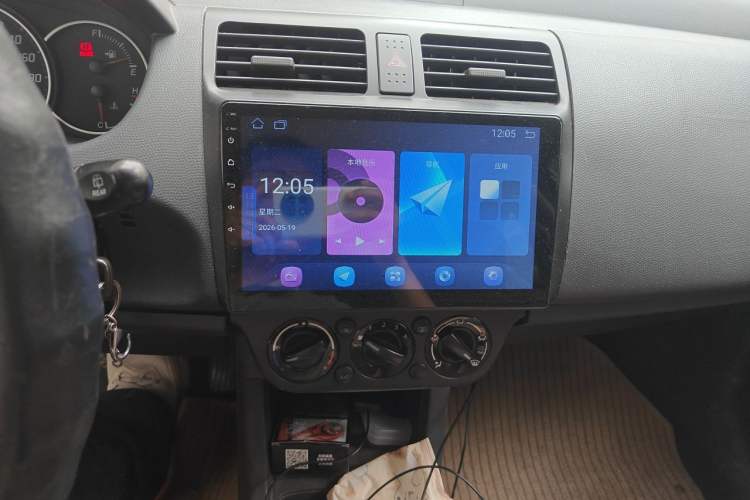 Used Suzuki Swift 2014 1.5L Automatic Fashion Edition Audio And AC Panel