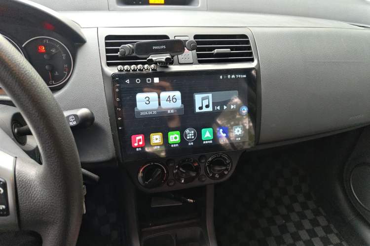 Used Suzuki Swift 2014 1.5L Automatic Fashion Edition Audio And AC Panel