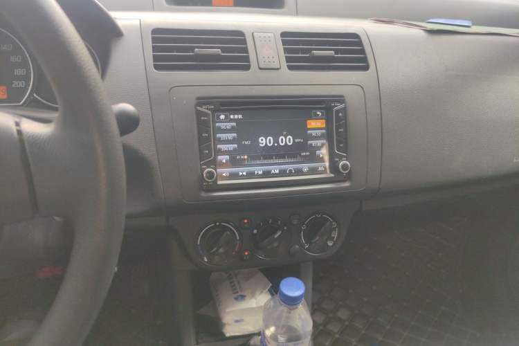 Used Suzuki Swift 2014 1.3L Manual Standard Edition Audio And AC Panel