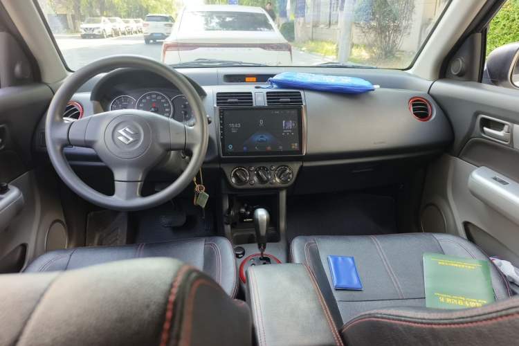 Used Suzuki Swift 2014 1.5L Automatic Fashion Edition Center Console