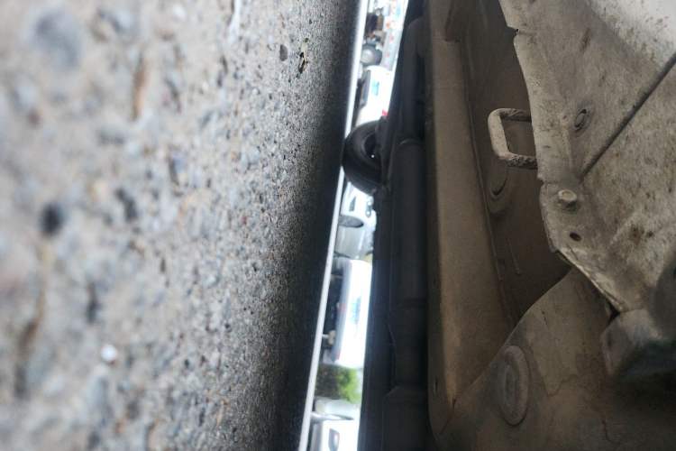 Used Suzuki Swift 2014 1.3L Manual Standard Edition Chassis Front Right