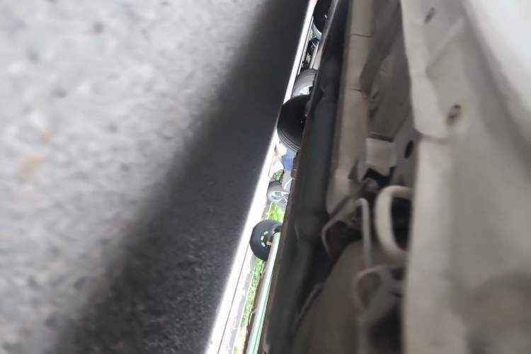 Used Suzuki Swift 2014 1.3L Manual Standard Edition Chassis Rear Left