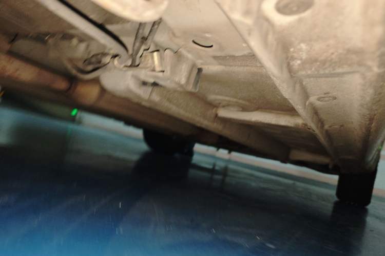 Used Suzuki Swift 2014 1.3L Manual Standard Edition Chassis Rear Right