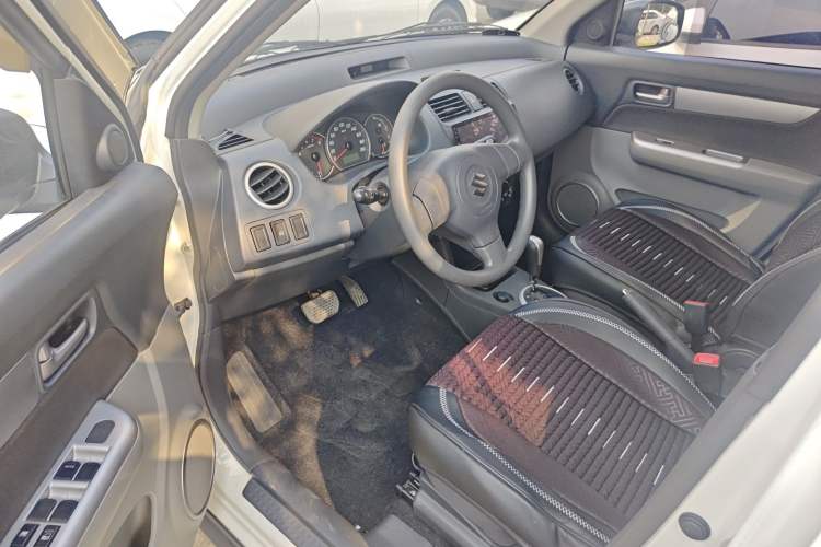 Used Suzuki Swift 2014 1.5L Automatic Fashion Edition Driver Seat