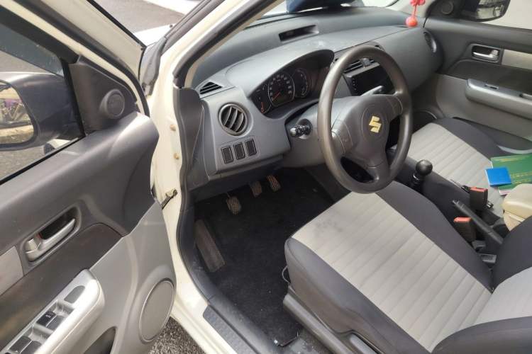Used Suzuki Swift 2014 1.3L Manual Standard Edition Driver Seat