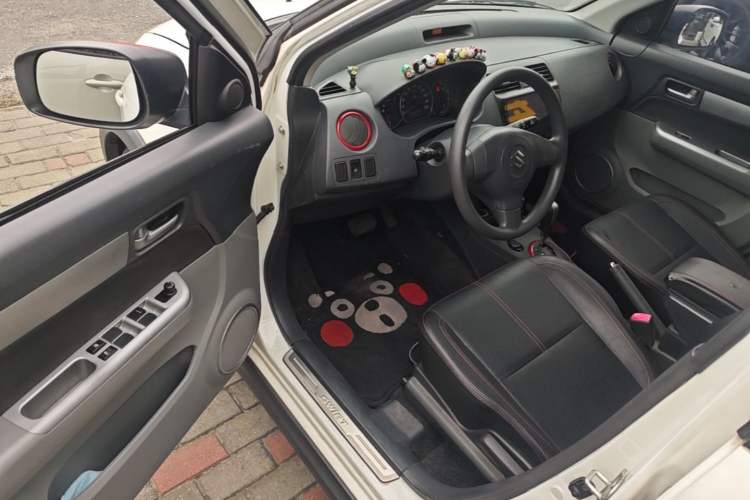 Used Suzuki Swift 2014 1.5L Automatic Fashion Edition Driver Seat
