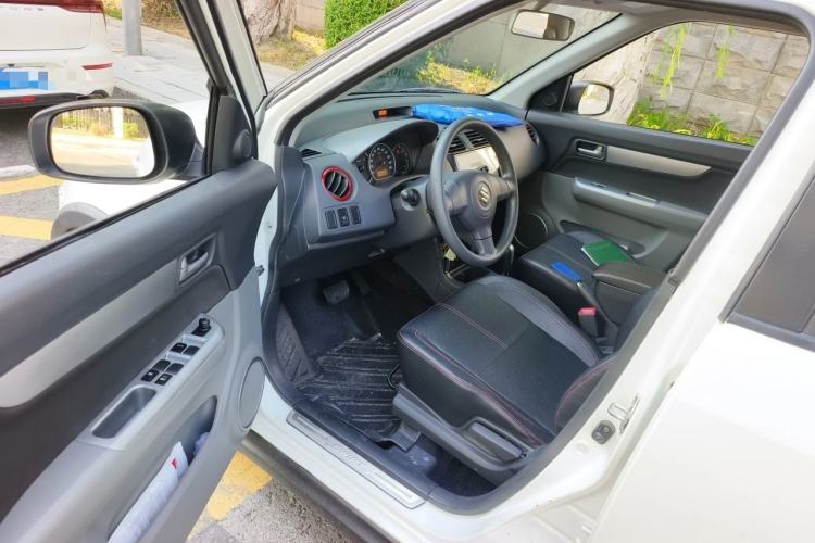 Used Suzuki Swift 2014 1.5L Automatic Fashion Edition Driver Seat
